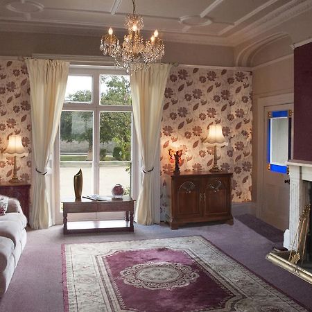 Hilbury Court Hotel Trowbridge Esterno foto