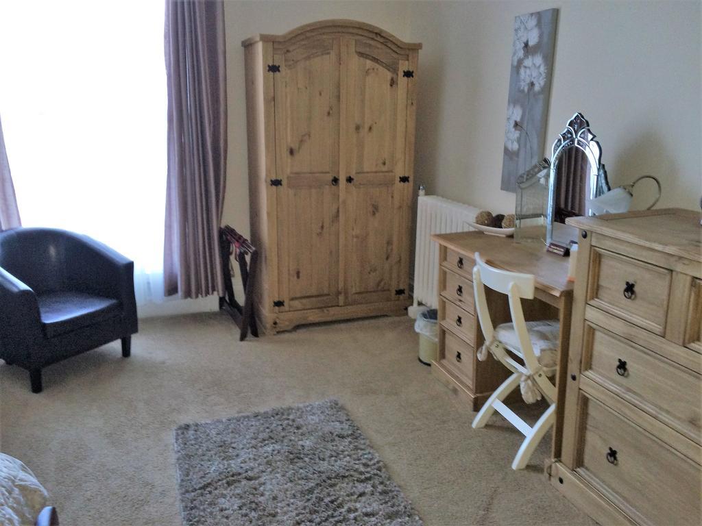 Hilbury Court Hotel Trowbridge Esterno foto